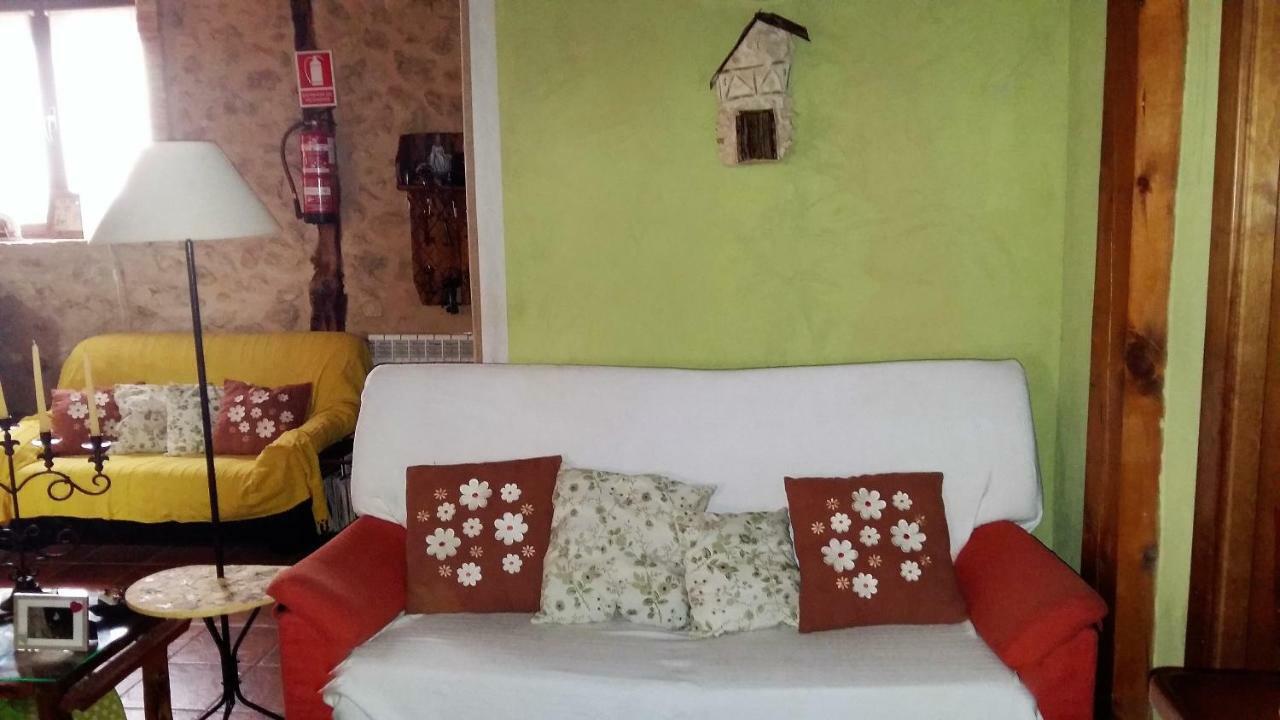 Torremocha de AyllónCasa Rural Calle Real住宿加早餐旅馆 外观 照片