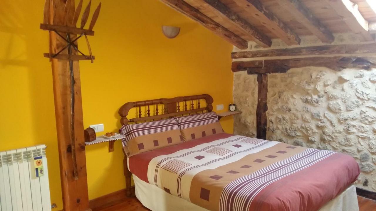 Torremocha de AyllónCasa Rural Calle Real住宿加早餐旅馆 外观 照片
